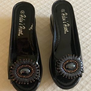 New Helen heart black patent leather shoes